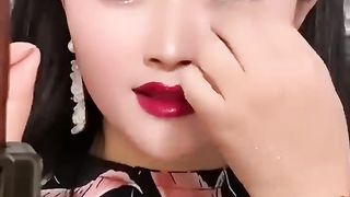 Makeup artist ????