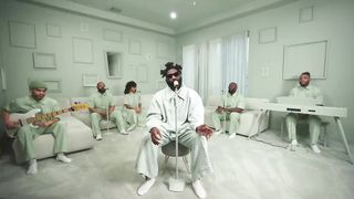 TOBE NWIGWE - DOO WOP (THAT THING) A TRIBUTE TO MS. LAURYN HILL - AT THE CRIB.