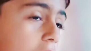 Sir follow meeee