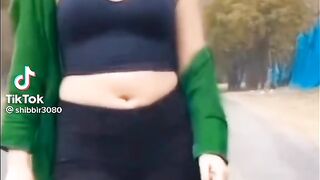 Indian  aunty  very hot dance