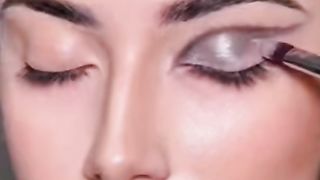 Beautiful grey graphic eye makeup( like n subscribe)