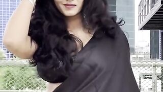 Woman with sari dance