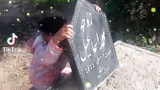 Mother had died child weeping ...