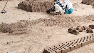 How to make bricks in Pakistan