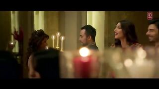 Song_Abhi_Toh_Party_
