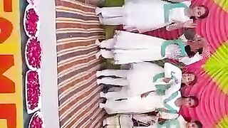 Bacchon ka welcome dance