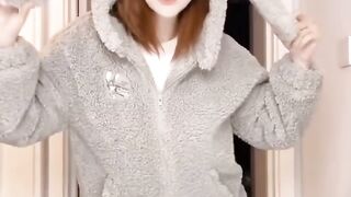 So Kawaii/douyin-cosplay girl ???? loveit dance girl ???? seeuxiaorou.