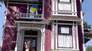Всі жінки відьми...