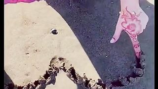 M????????