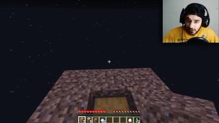 Let's play Minecraft one block