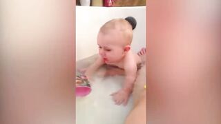 Try Not To Laugh : 1001 Funny Reaction Babies when Play Water The First Time | Baby Videos