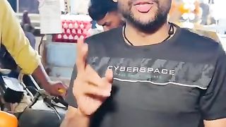 Kaali strawberry khai hai kabhi-????????