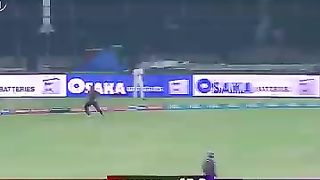 Azam khan 66646 vs Quita Psl 8