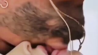 Zabardast chezz hai bahi log