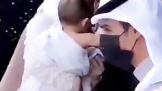 Khana kabba beautiful baby kissing video