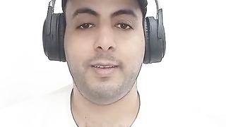 لا تسألوا الطيور لماذا غادرت اوطانها