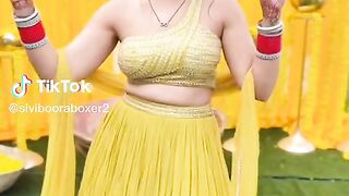 Very good  dance  anuty  enjoy