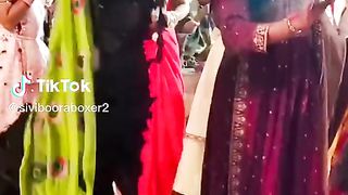 Indian aunty masti dance