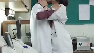 مشہور ڈاکٹر زاہد اور رخسار