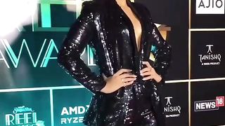 Rashii khanna Bold Look????????????????