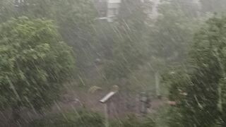 Сильный дождь