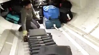 How to arrange cargo on the plane