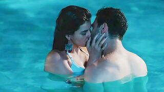 Four More Shots Please: Season 3 Kissing Scene | Anjana & Arjun (Kirti Kulhari & Ankur Rathee)"