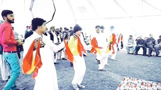 Dhol Dance On Wedding Function | Dhol Ludi Dance | Dhol Beats
