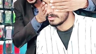 اس بندے نے اپنی سب دوستوں کے نام بتا دیے