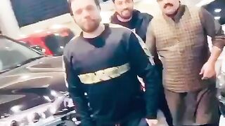 عروج سلامت رہے اور بھولتے رہیں لوگ