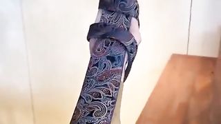 Knot a tie