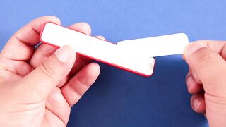 Phone Strap Grip Holder Finger Cell Phone Grip Telescopic Strap Stand Universal Finger Kickstand for Most