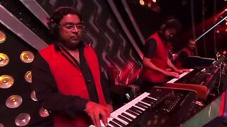 Debosmita performing in Indian idol 13