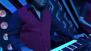 Debosmita performing in Indian idol 13