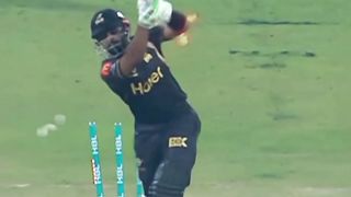 Shaheen Shah Afridi Clean bowlad Baber Azam in HBL PSL season 8
