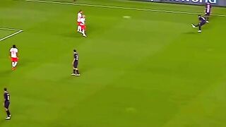 #fyp #reels #viral #trending #new #love #foot #style #FREE #fypシ゚viral #funny #fun #fypシ #football #Amazing #music #memes
