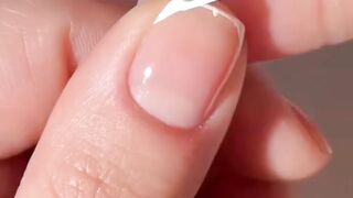 nails in love