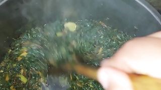 Sarsu ka saag recipe