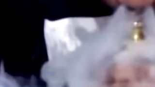 Smoking style