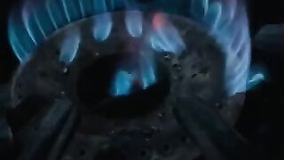 Kitchen stove lighter