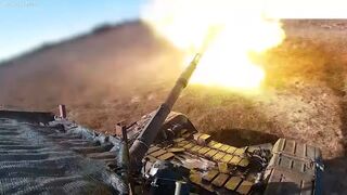 Russian T-72A tanks destroy Ukrainian positions on Dnieper river
