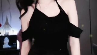 Hot chaines girl