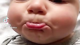 Children_funny_Cute_baby