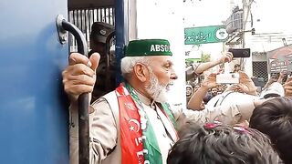 ساہیوال: جیل بھرو تحریک،میجر سرور نے گرفتاری دے دی