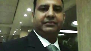 Door manzil ha rahguzar tenha
