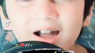 Very beautiful voice bhoth hi pearyi video ha