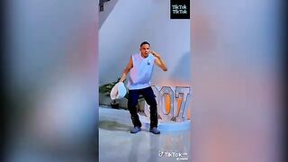 Ayraa star va nous tués avec son chalenge là....