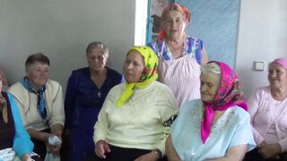 Почему же ты замужем Исполняет коллектив девчонок-Горлиця. mp4
