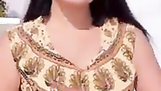 Mulayem kara chat ke