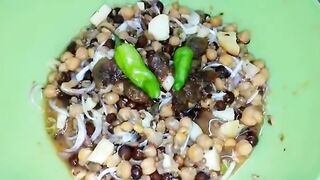 Aloo Chana Chaat Recipe  چنا چاٹ  Aloo Cholay Chat  Ramadan Recipe